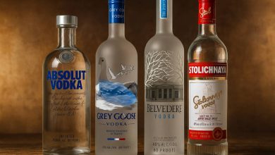 Sticle de vodcă Absolut, Grey Goose, Belvedere și Stolinchnaya.