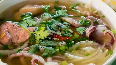 O supă Pho Bo excelentă, gătită acasă după rețeta autentică